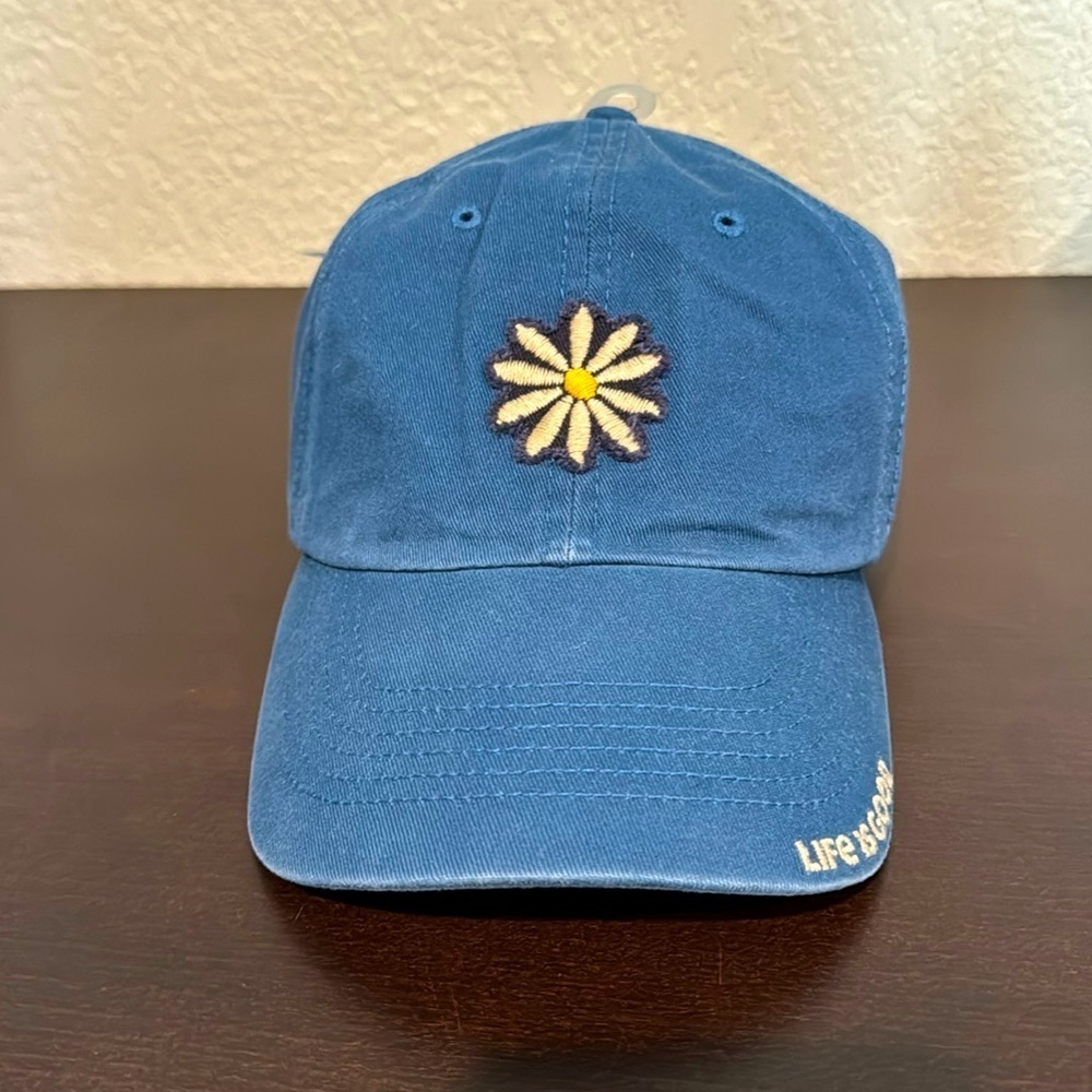 Life Is Good Tattered Chill Daisy Hat